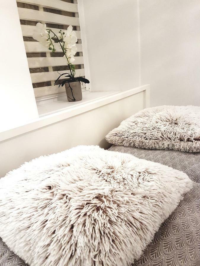 Boleslaviaapartments - Apartament Antonella Boleslawiec  Ngoại thất bức ảnh